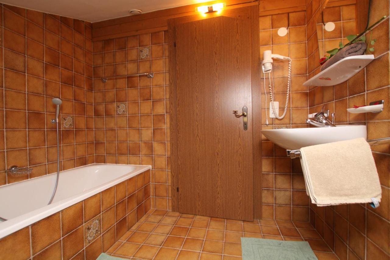 Ausfernerhof Apartment Berwang Bagian luar foto