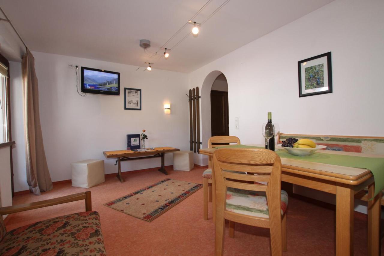 Ausfernerhof Apartment Berwang Bagian luar foto
